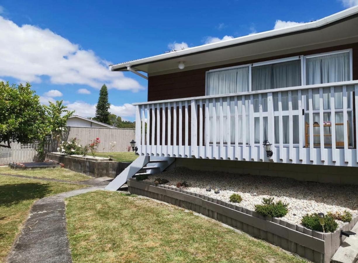 Spacious Utuhina Holiday House Rotorua Exterior foto